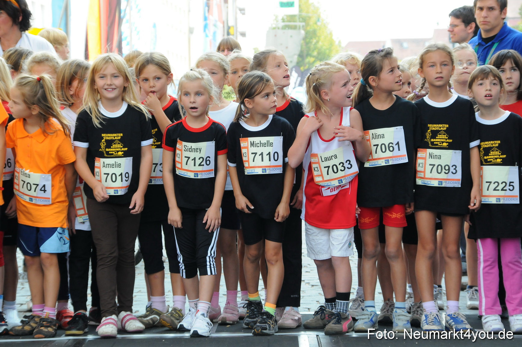 0035 Stadtlauf Neumarkt Bambinilaeufe 200909